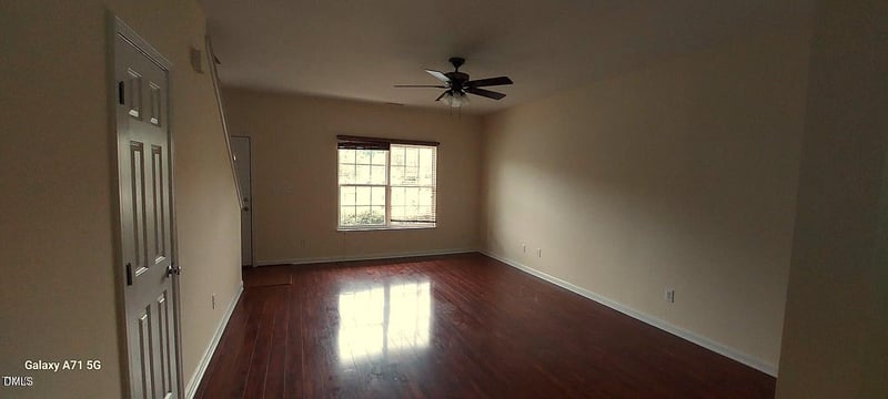 201 Jasper Point Dr, Holly Springs, NC 27540