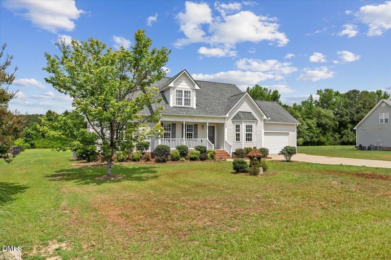 201 Jesse Dr, Smithfield, NC 27577