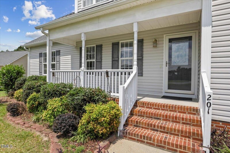 201 Jesse Dr, Smithfield, NC 27577