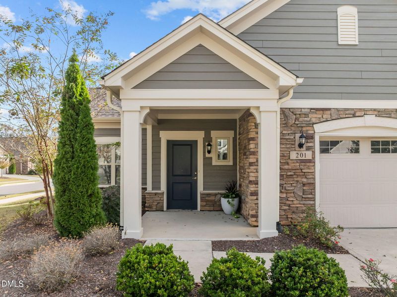 201 Kipling Ln, Chapel Hill, NC 27516