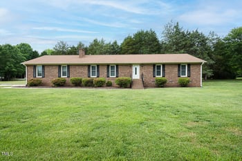 201 Laramie Dr, Mebane, NC 27302