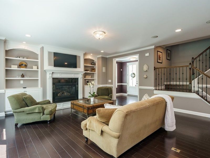 201 Larkhaven Pl, Apex, NC 27539
