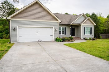 201 Lexington Park Dr, Oxford, NC 27565