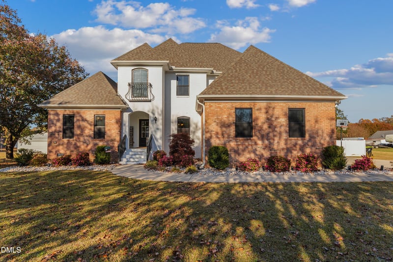 201 Lucas Rd, Dunn, NC 28334