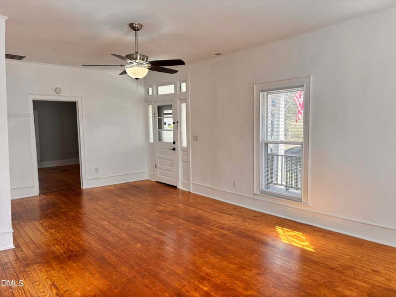 201 Massey St, Selma, NC 27576