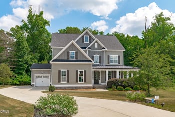201 Misty Moonlight Dr, Willow Springs, NC 27592
