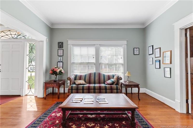 201 Orange Ave, Dunn, NC 28334