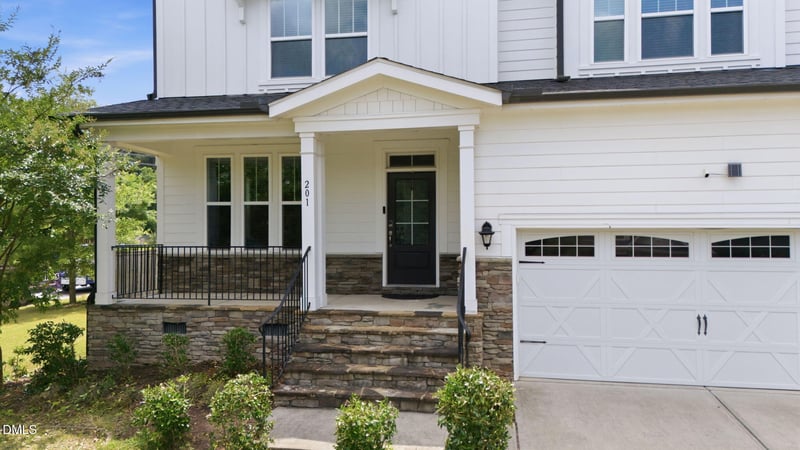 201 Patterson Ct, Cary, NC 27513