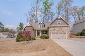 201 Petal Grove Ct, Youngsville, NC 27596