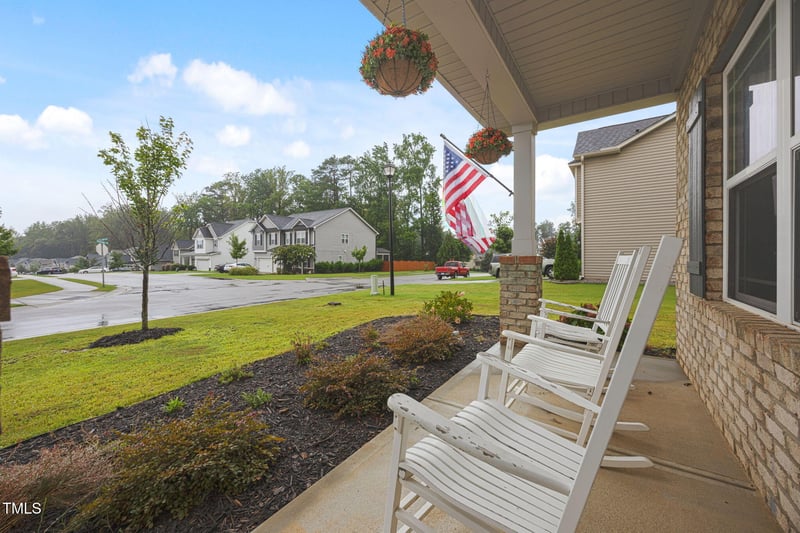 201 Porter Hill Dr, Youngsville, NC 27596