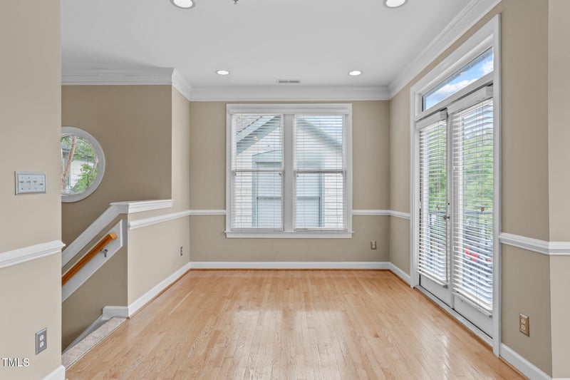201 Presque Isle Ln, Chapel Hill, NC 27514