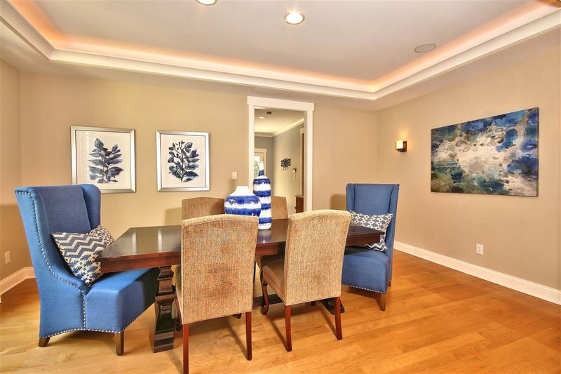 201 Preston Arbor Ln, Cary, NC 27513