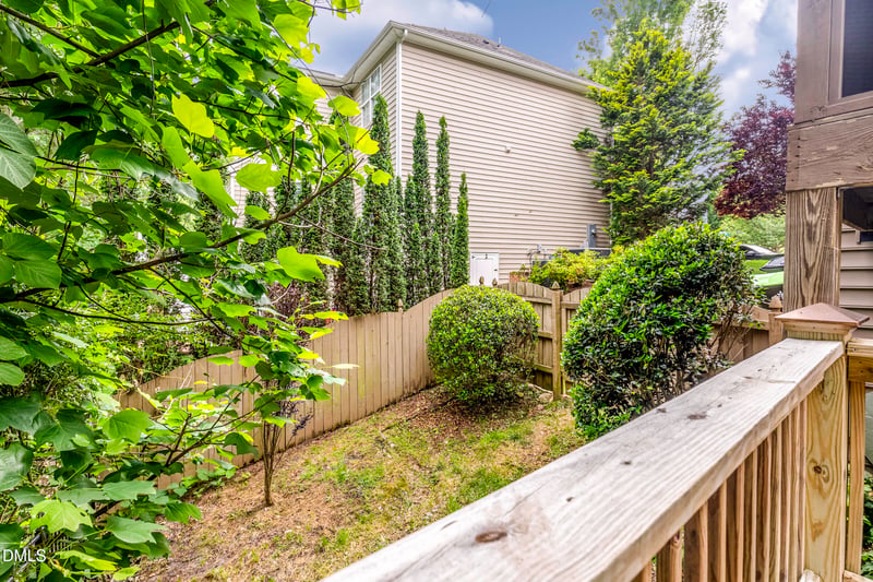 201 Quarryrock Rd, Holly Springs, NC 27540