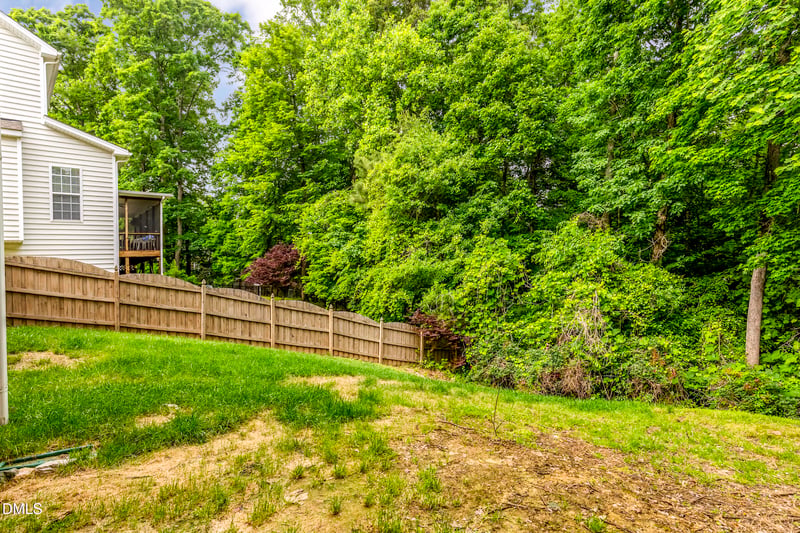201 Quarryrock Rd, Holly Springs, NC 27540
