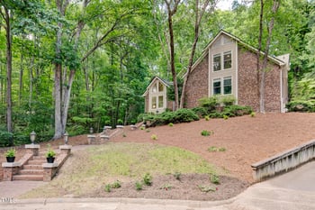 201 Red Bud Ln, Chapel Hill, NC 27514
