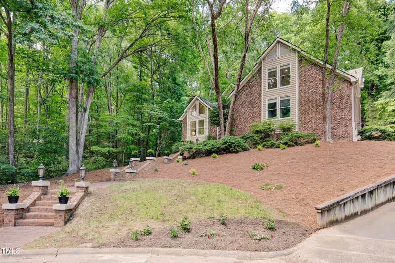 201 Red Bud Ln, Chapel Hill, NC 27514