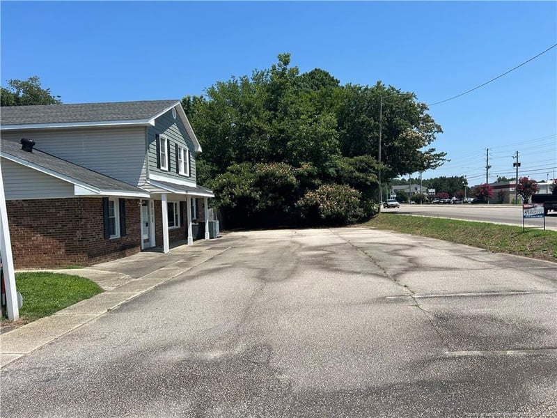 201 Reilly Rd, Fayetteville, NC 28303