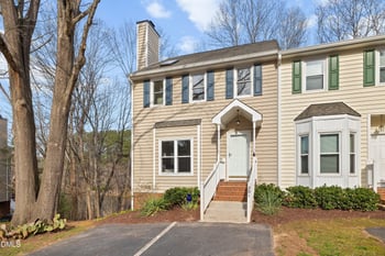 201 Riverwalk Cir, Cary, NC 27511