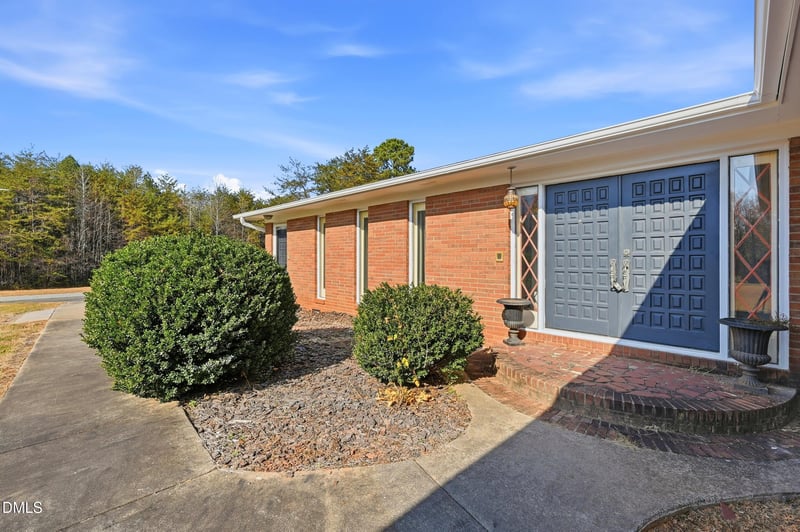 201 Saint Lukes Church Rd, Mebane, NC 27302