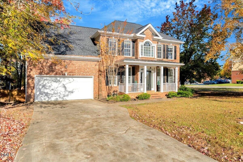 201 Sarazen Dr, Clayton, NC 27527