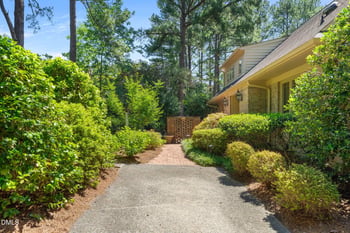 201 Selkirk St, Durham, NC 27707