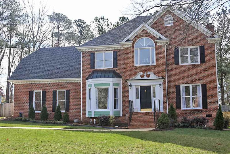 201 Steep Bank Dr, Cary, NC 27518