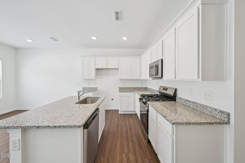 201 Stonemill Trl, Clayton, NC 27520