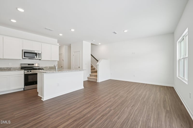 201 Stonemill Trl, Clayton, NC 27520