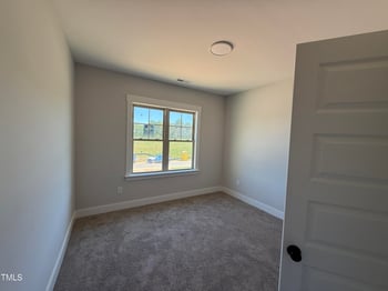 201 Tee Dr, Selma, NC 27576