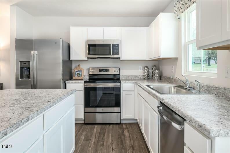 201 Tormore Dr, Sanford, NC 27330
