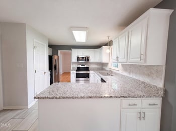 201 Trackers Rd, Cary, NC 27513