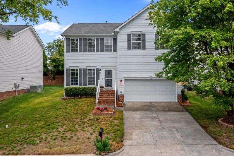 201 Troyer Pl, Apex, NC 27502