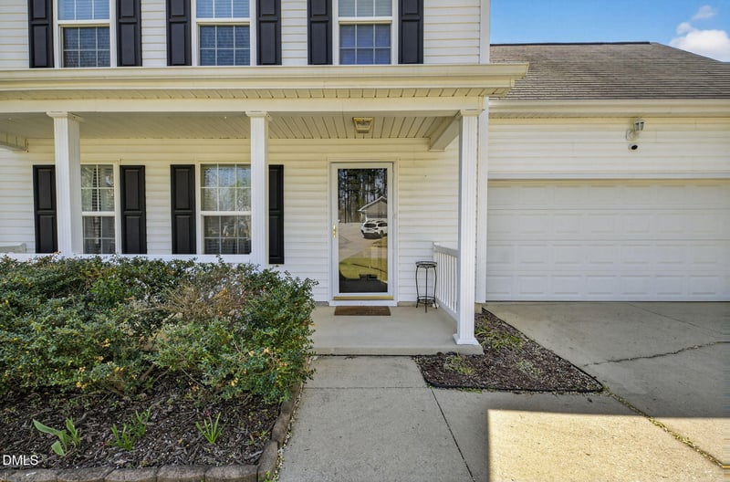 201 Tullich Way, Holly Springs, NC 27540