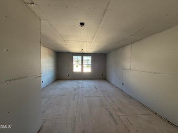 201 Tuskeegee Dr, Smithfield, NC 27577