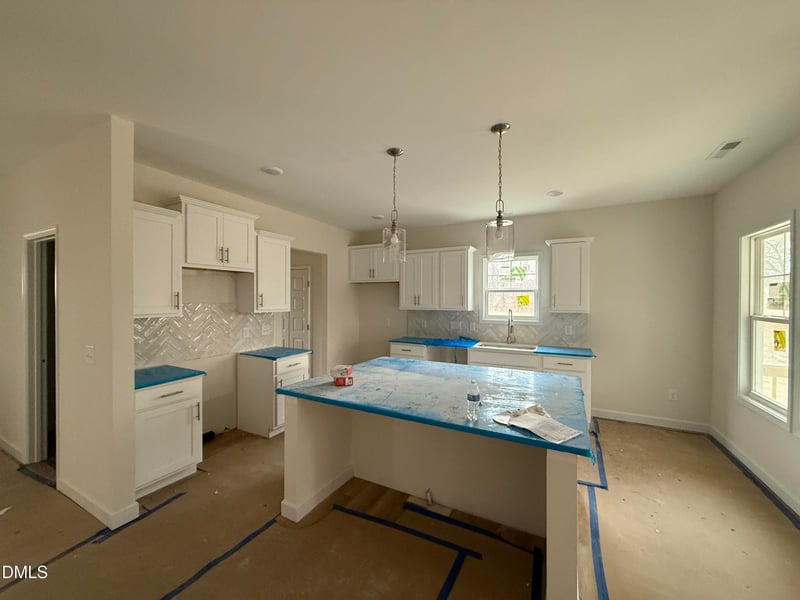 201 Tuskeegee Dr, Smithfield, NC 27577