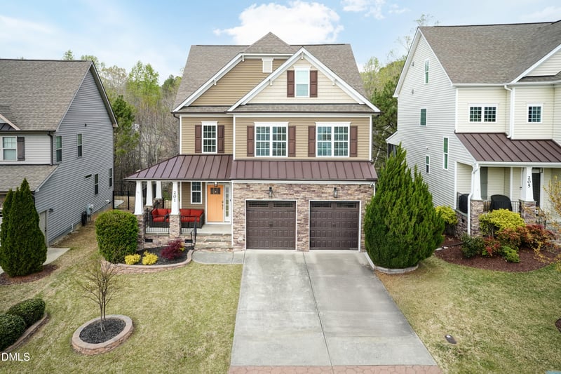 201 Virginia Water Dr, Rolesville, NC 27571