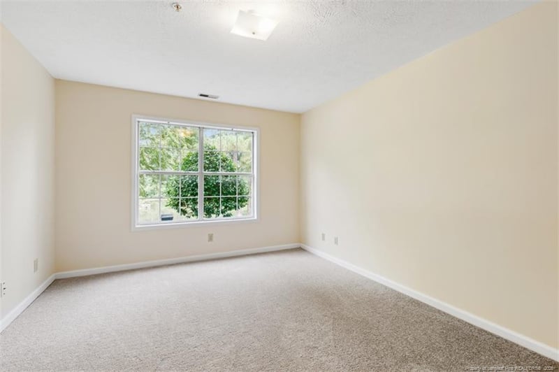 201 Waterdown Dr #1, Fayetteville, NC 28314