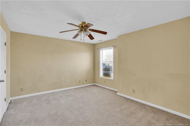 201 Waterdown Dr #10, Fayetteville, NC 28314