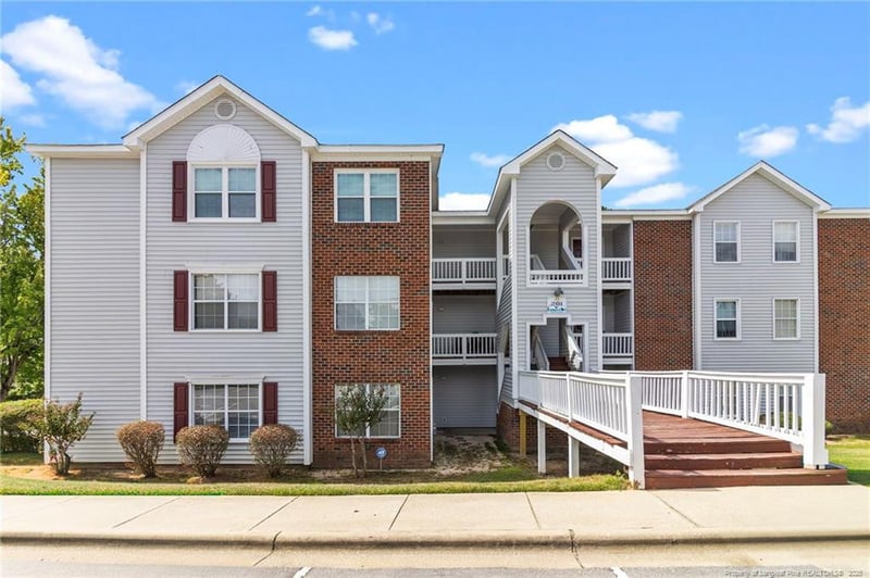 201 Waterdown Dr #10, Fayetteville, NC 28314