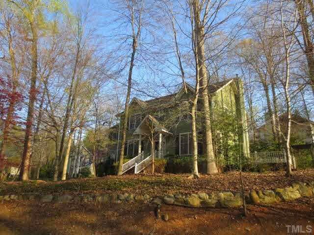 201 Westbury Dr, Chapel Hill, NC 27516