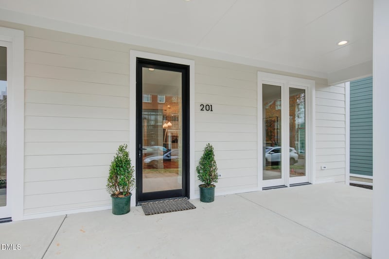 201 Winmore Ave, Chapel Hill, NC 27516