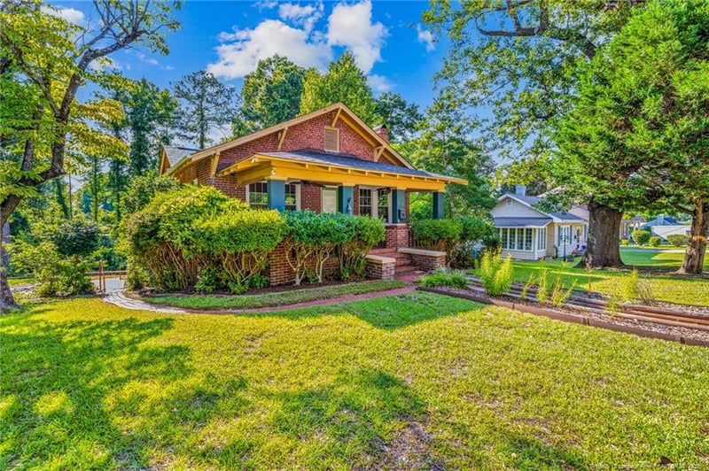 201 Woodside Ave, Fayetteville, NC 28301