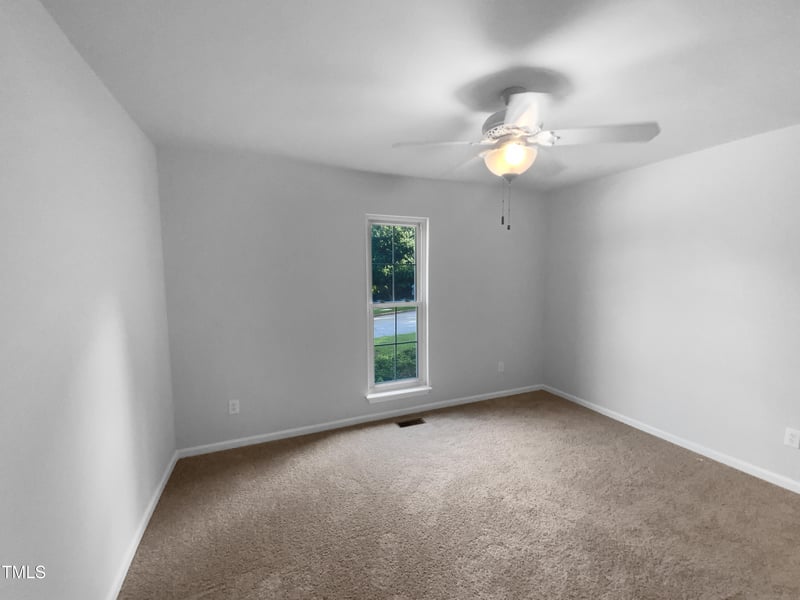 201 Wyatts Pond Ln, Cary, NC 27513