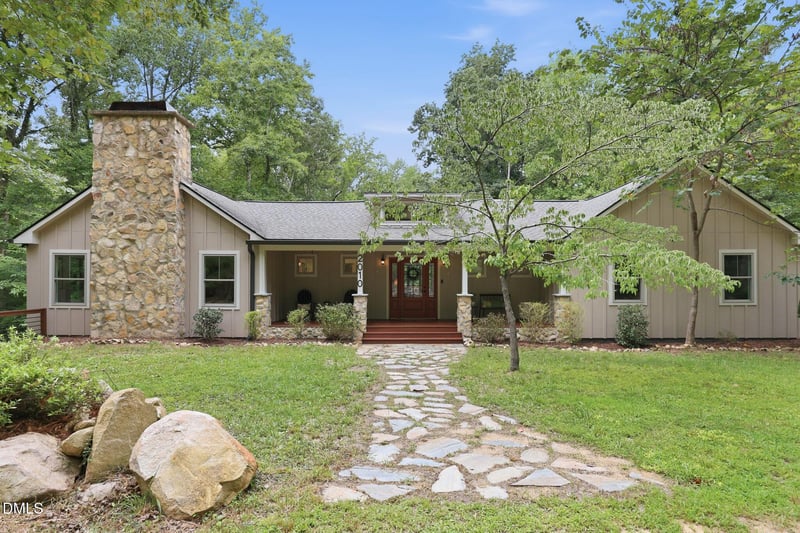 2010 Damascus Church Rd, Chapel Hill, NC 27516
