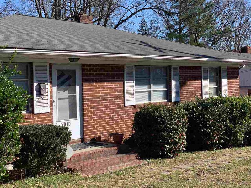 2010 N Duke St, Durham, NC 27704