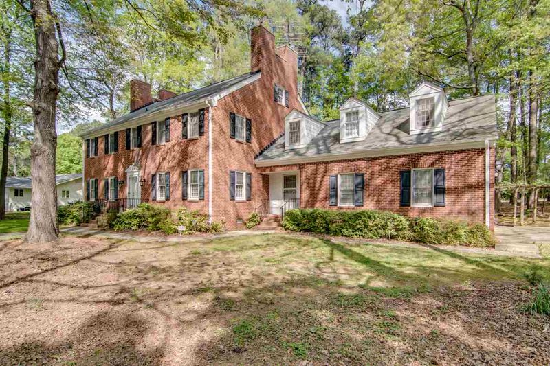 2010 Guernsdel St, Durham, NC 27705