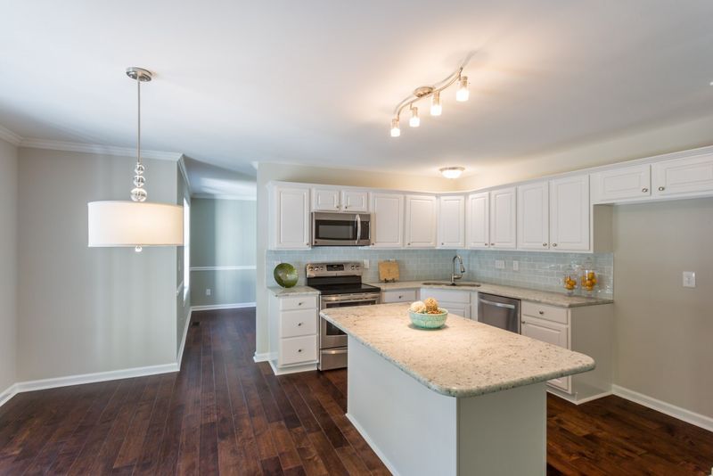 2010 Henniker St, Apex, NC 27523