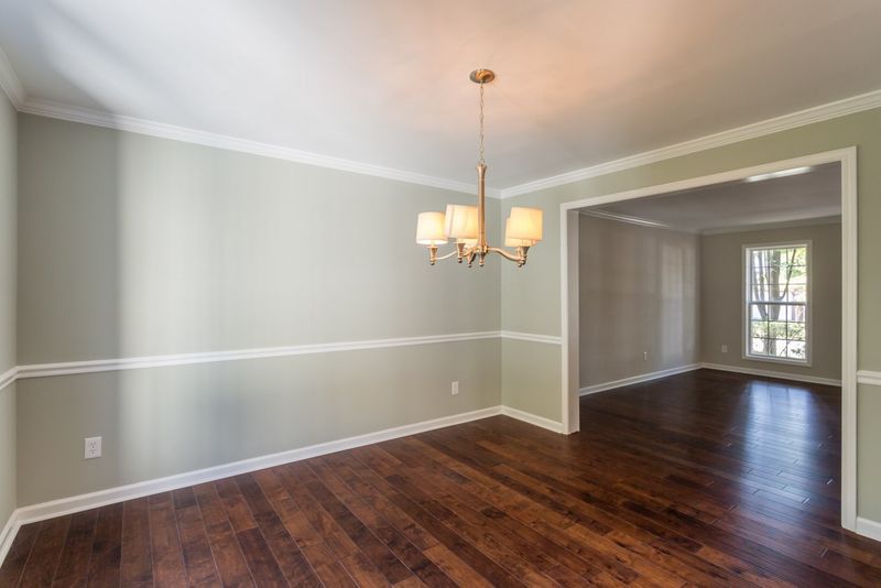 2010 Henniker St, Apex, NC 27523