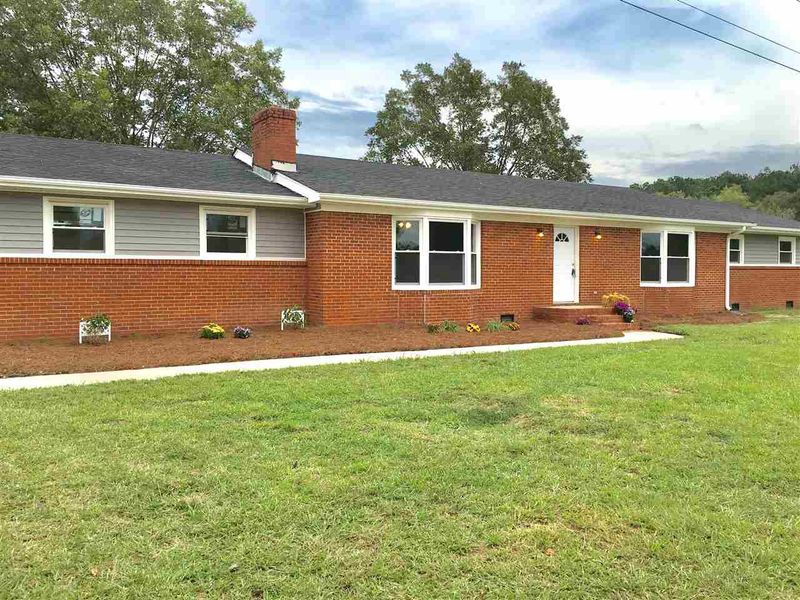 2010 Nc 96 Hw, Selma, NC 27576