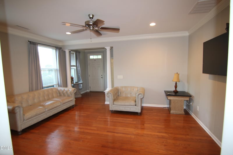 2010 Rapid Falls Rd, Cary, NC 27519